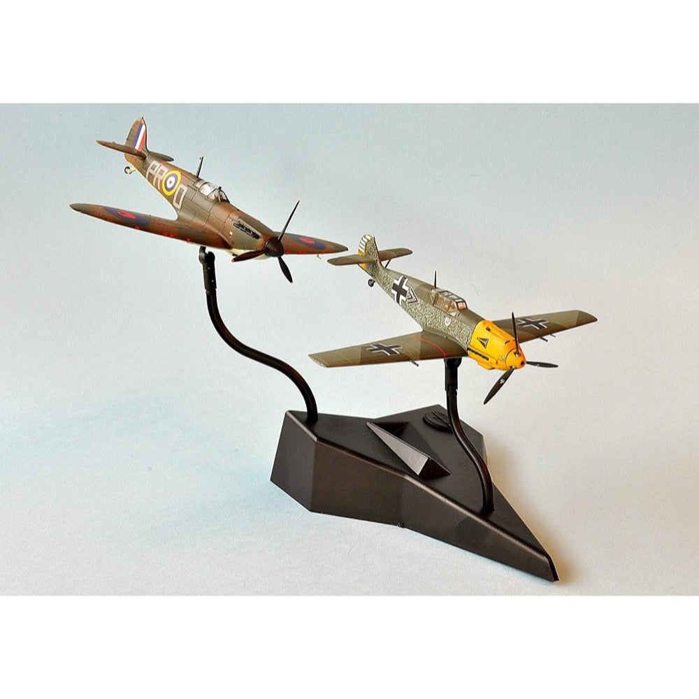 Airfix A50135 1/72 Dogfight Spitfire 1A-Messerschmitt Bf109E