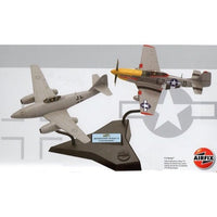 Airfix A50183 1/72 Messerschmitt Me262 and P-51D Mustang Dogfight Double Gift Set