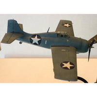 Airfix A50184 1/72 Grumman F-4F4 Wildcat and Mitsubishi Zero Dogfight Double Gift Set