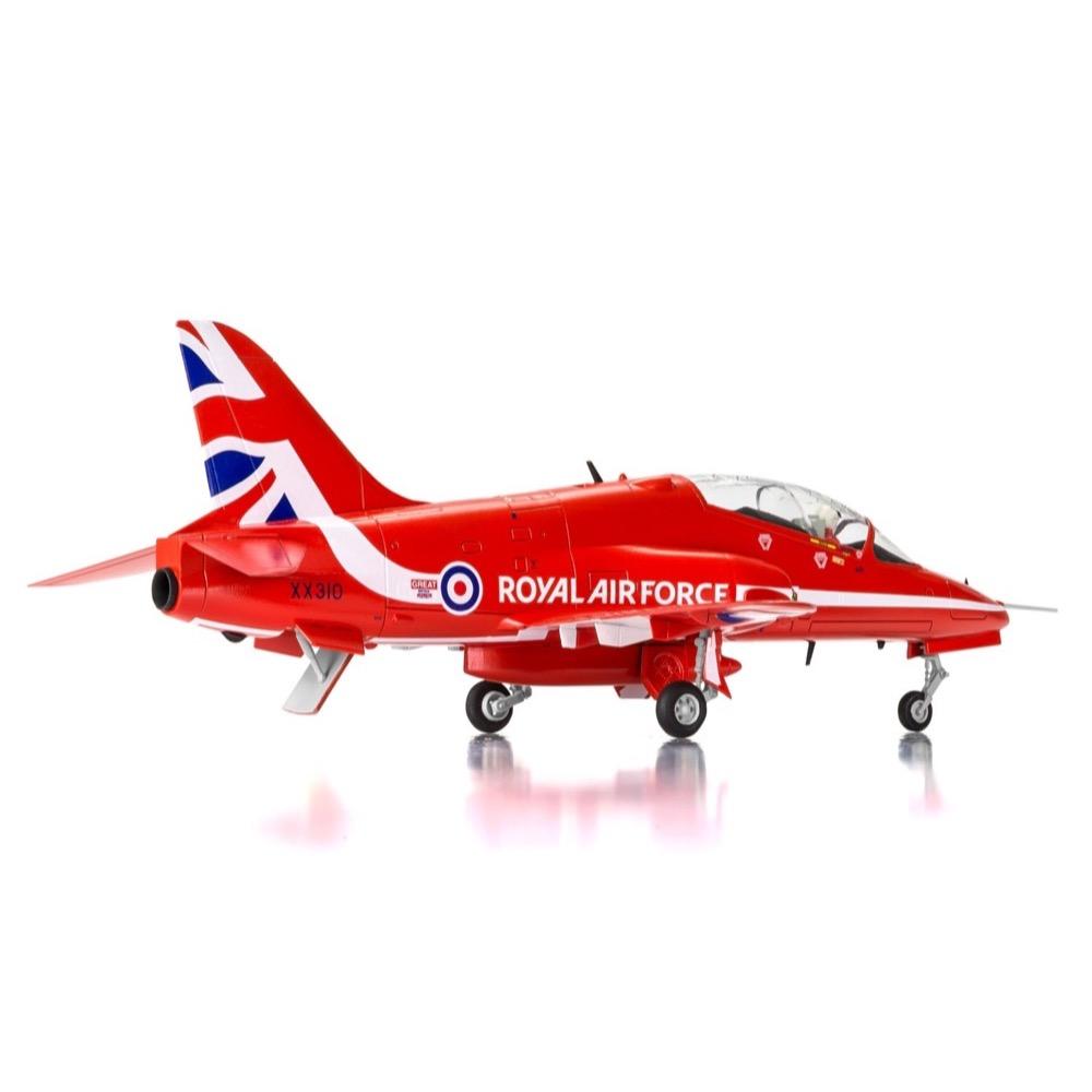 Airfix A55202C 1/72 Medium Starter Set RAF Red Arrows Hawk