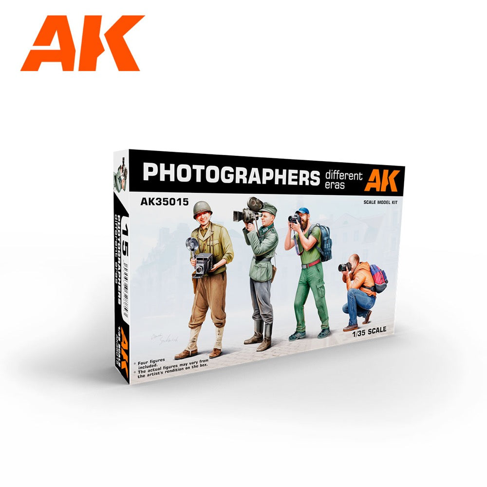 AK Interactive 35015 1/35 Photographers Different Eras