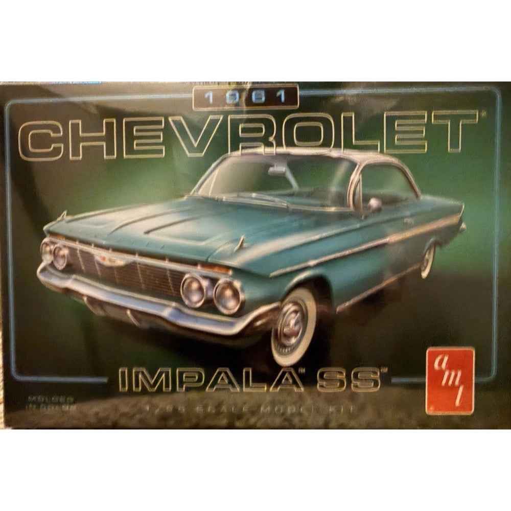 AMT 1/25 1961 Chevrolet Impala SS