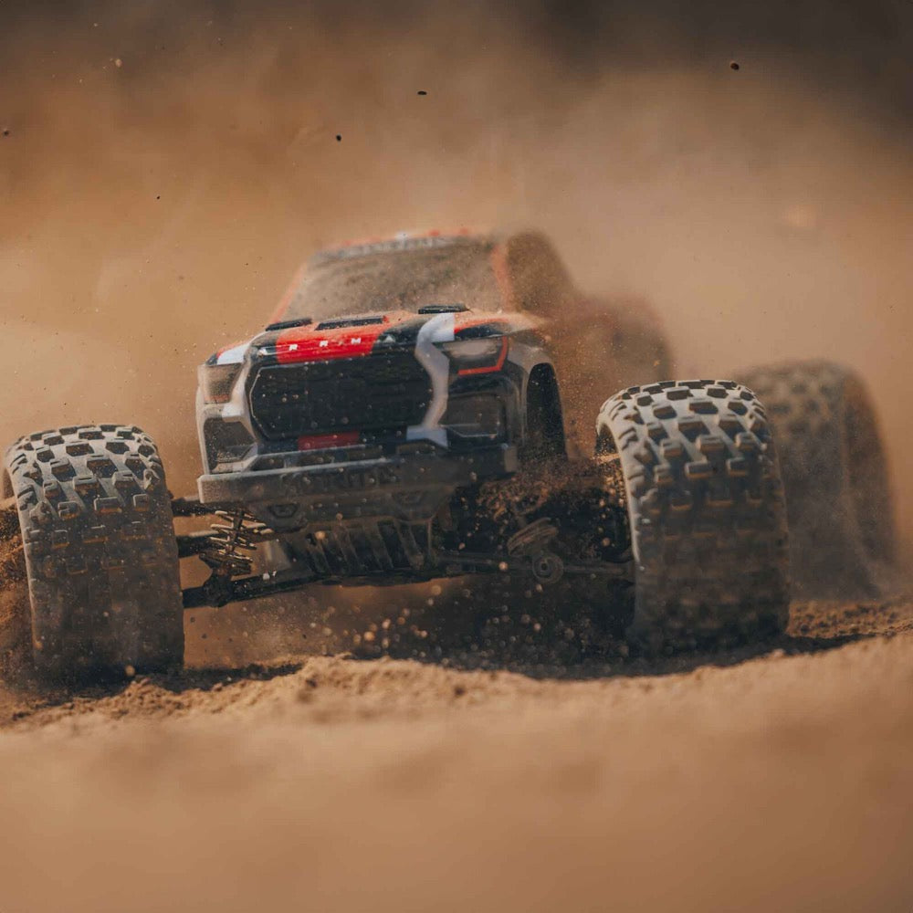 ARRMA Granite Grom 1/18 4x4 Monster Truck  RTR Red ARA2102T2