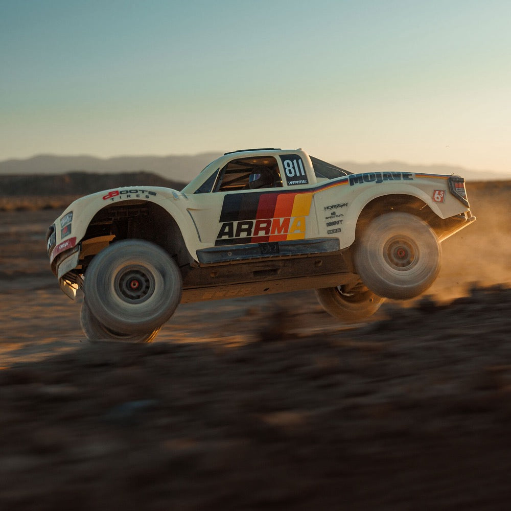 Arrma Mojave 6S BLX V3 1/7 Desert Truck (Beige)