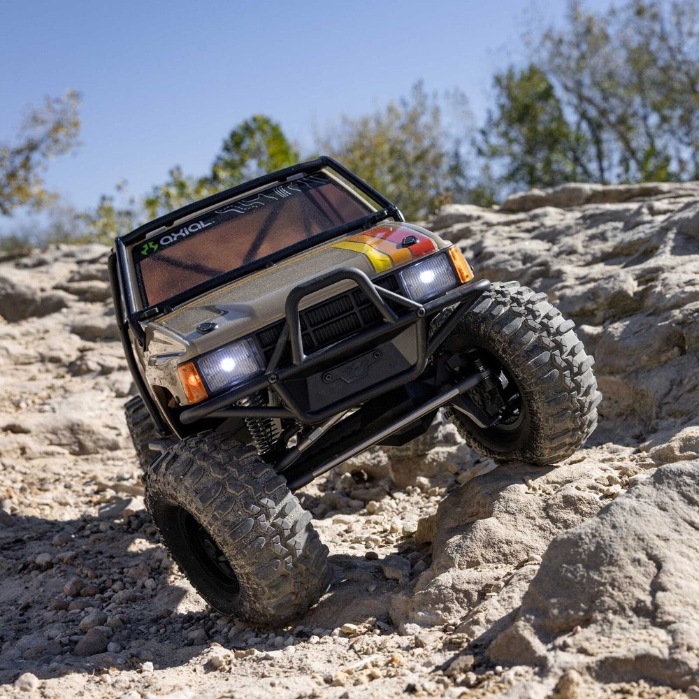 Axial SCX10 III 1987 Toyota SR5 1/10 4X4 Rock Crawler RTR Brown AXI-2062T1