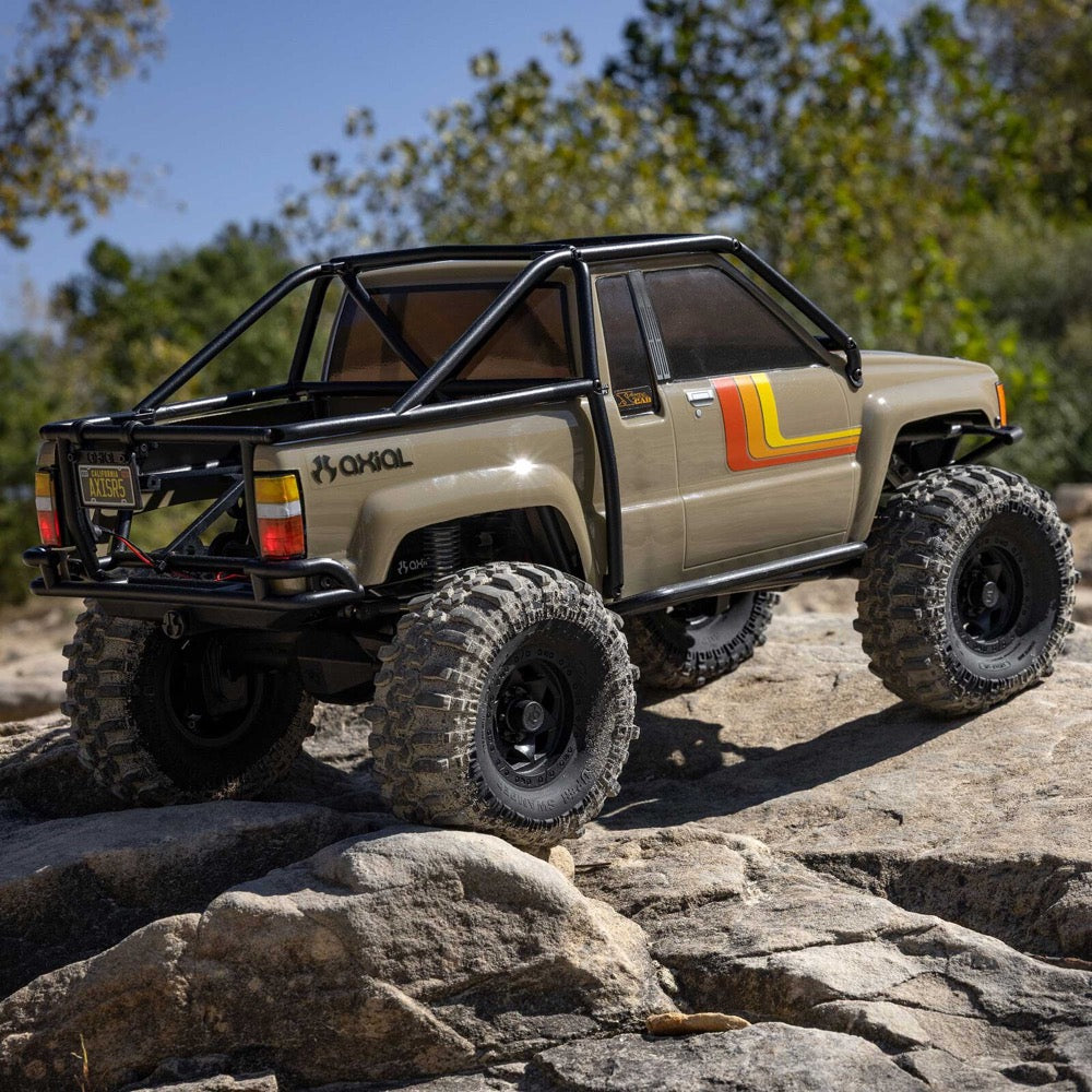 Axial SCX10 III 1987 Toyota SR5 1/10 4X4 Rock Crawler RTR Brown AXI-2062T1