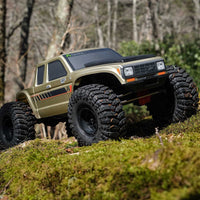 Axial AXI-3071 SCX10 III Coyote 4WD Rock Crawler RTR Gold with Battery and Charger