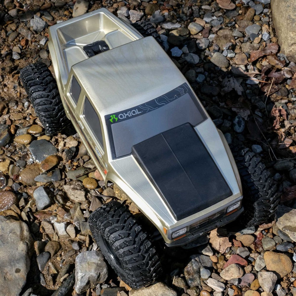 Axial AXI-3071 SCX10 III Coyote 4WD Rock Crawler RTR Gold with Battery and Charger