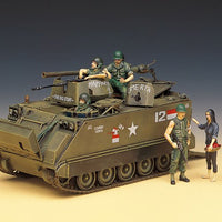 Academy 13266 1/35 M113A1 APC Vietnam 1389 (Australian Decals)