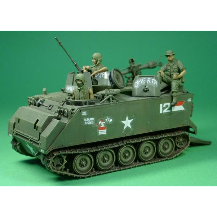 Academy 13266 1/35 M113A1 APC Vietnam 1389 (Australian Decals)