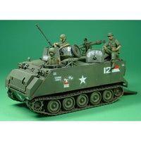 Academy 13266 1/35 M113A1 APC Vietnam 1389 (Australian Decals)