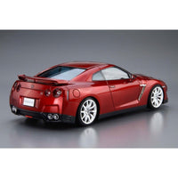 Aoshima 005857 1/24 Nissan R35 GT-R Pure Edition 2014 Plastic Model Kit 4905083058572
