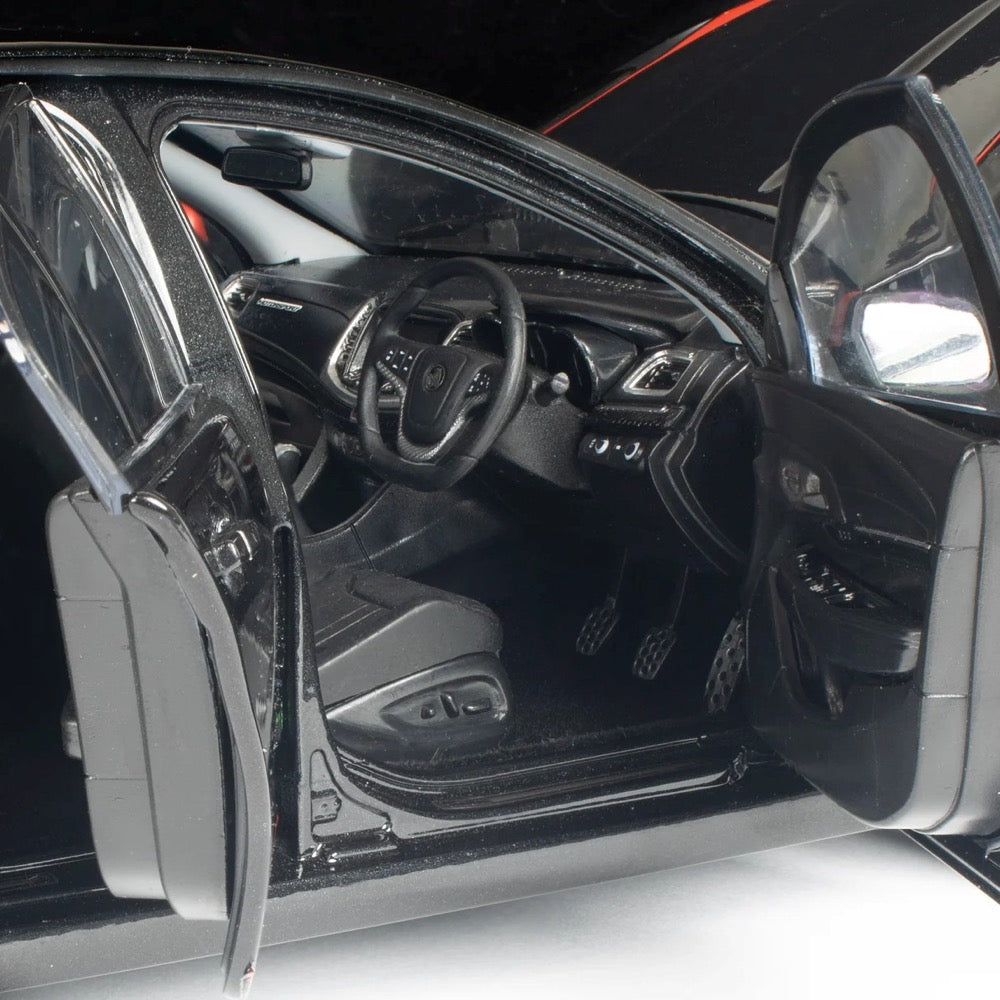 Biante 1/18 Holden VFII Motorsport Edition Phantom