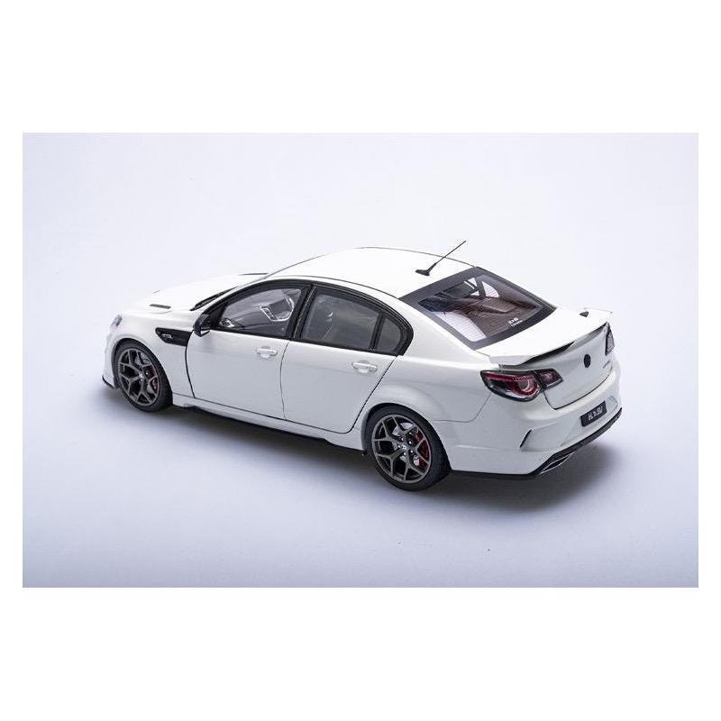 Biante B182917D 1/18 HSV GEN-F2 GTSR Heron