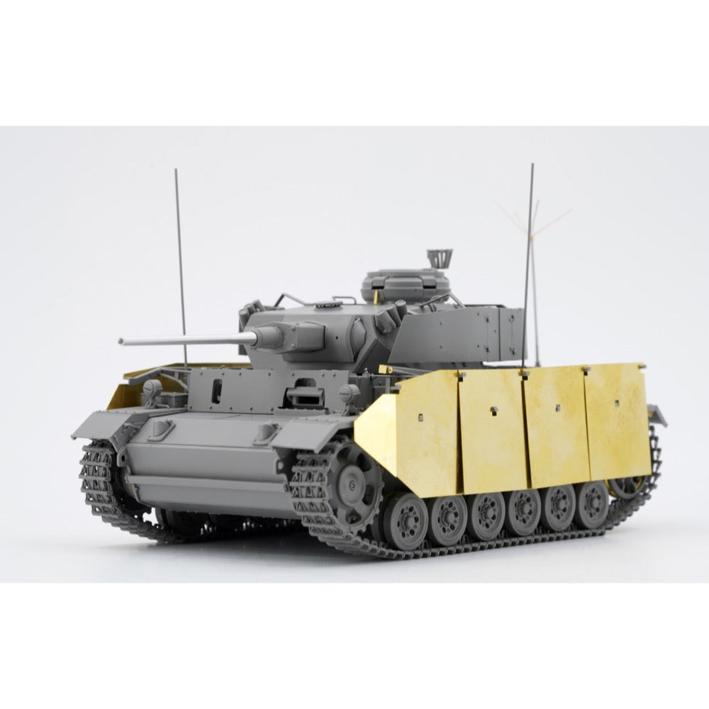 Border Model BT048 1/35 Pz.Bef.Wg.III Ausf.K 2in1 w/Schürzen