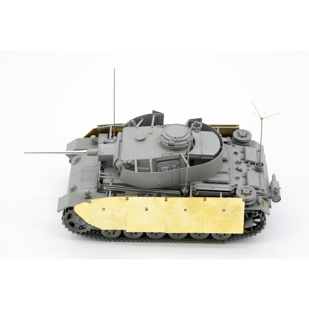 Border Model BT048 1/35 Pz.Bef.Wg.III Ausf.K 2in1 w/Schürzen