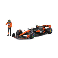 Bburago 28040N 1/24 McLaren MCL38 2024 No.4 Lando Norris with Figure