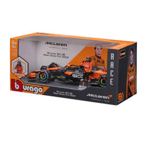 Bburago 28040P 1/24 McLaren MCL38 2024 No.81 Oscar Piastri with Figure