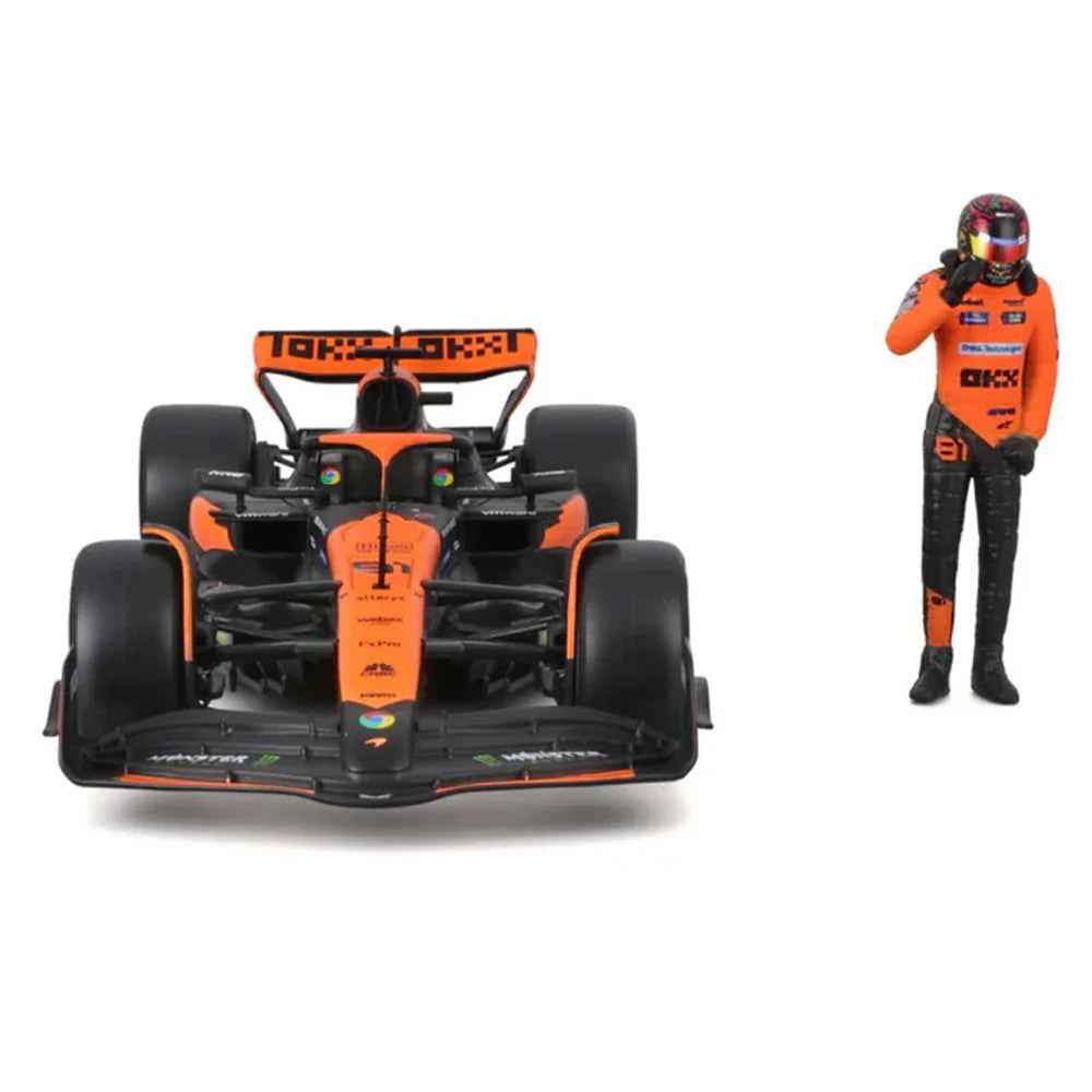 Bburago 28040P 1/24 McLaren MCL38 2024 No.81 Oscar Piastri with Figure