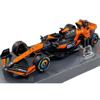 Bburago 28040P 1/24 McLaren MCL38 2024 No.81 Oscar Piastri with Figure
