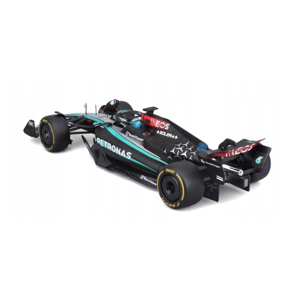 Bburago 28063R 1/24 Mercedes W15 2024 No.63 George Rusell with Helmet and Showcase