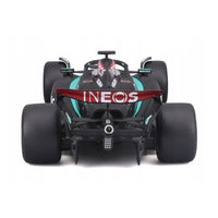 Bburago 28063R 1/24 Mercedes W15 2024 No.63 George Rusell with Helmet and Showcase