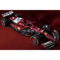 Bburago 36852H 1/43 Ferrari¬† SF-25 No.44 Lewis Hamilton with Helmet and Showcase