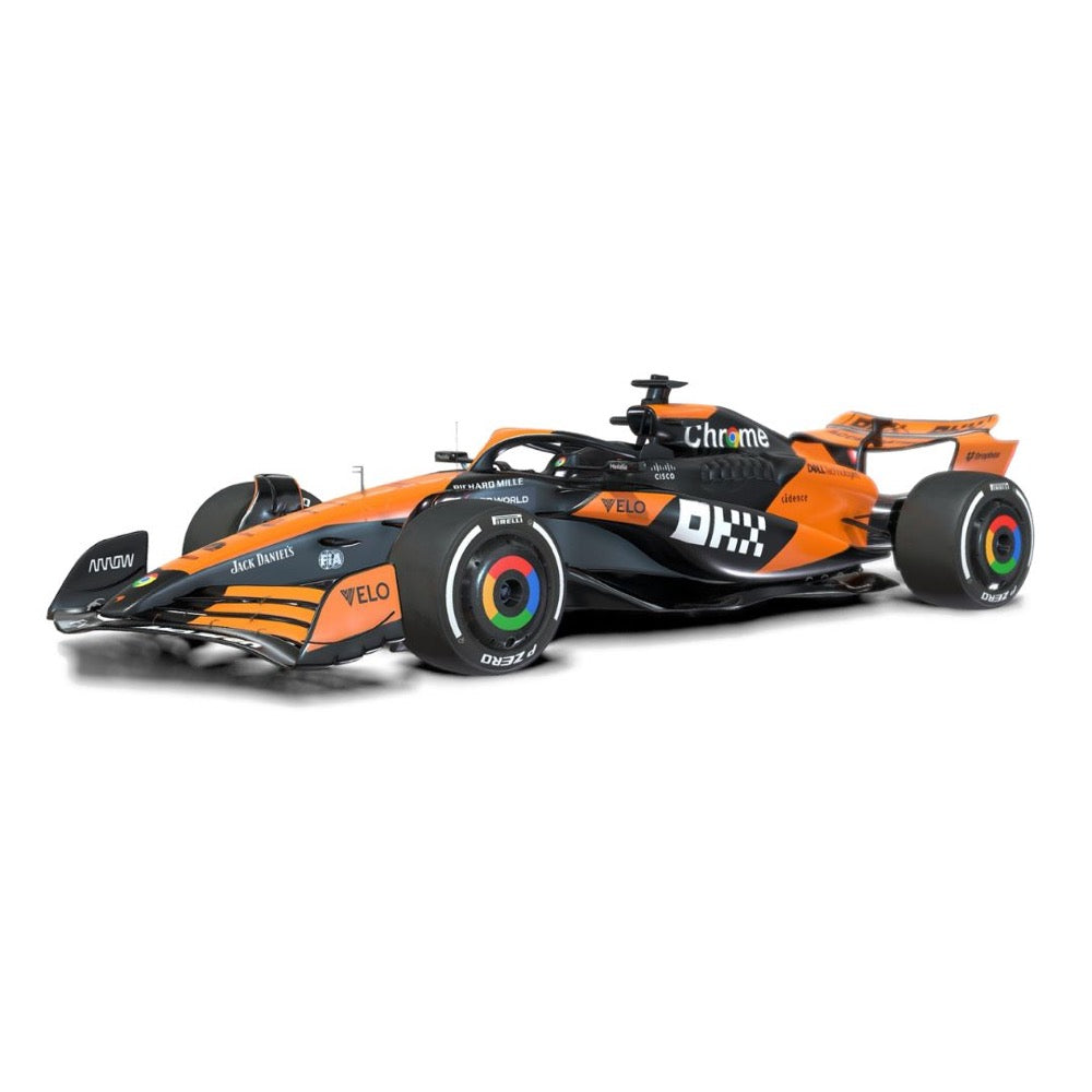 Bburago 38214P 1/43 2024 F-1 McLaren MCL 38 No.81 Piastri WB