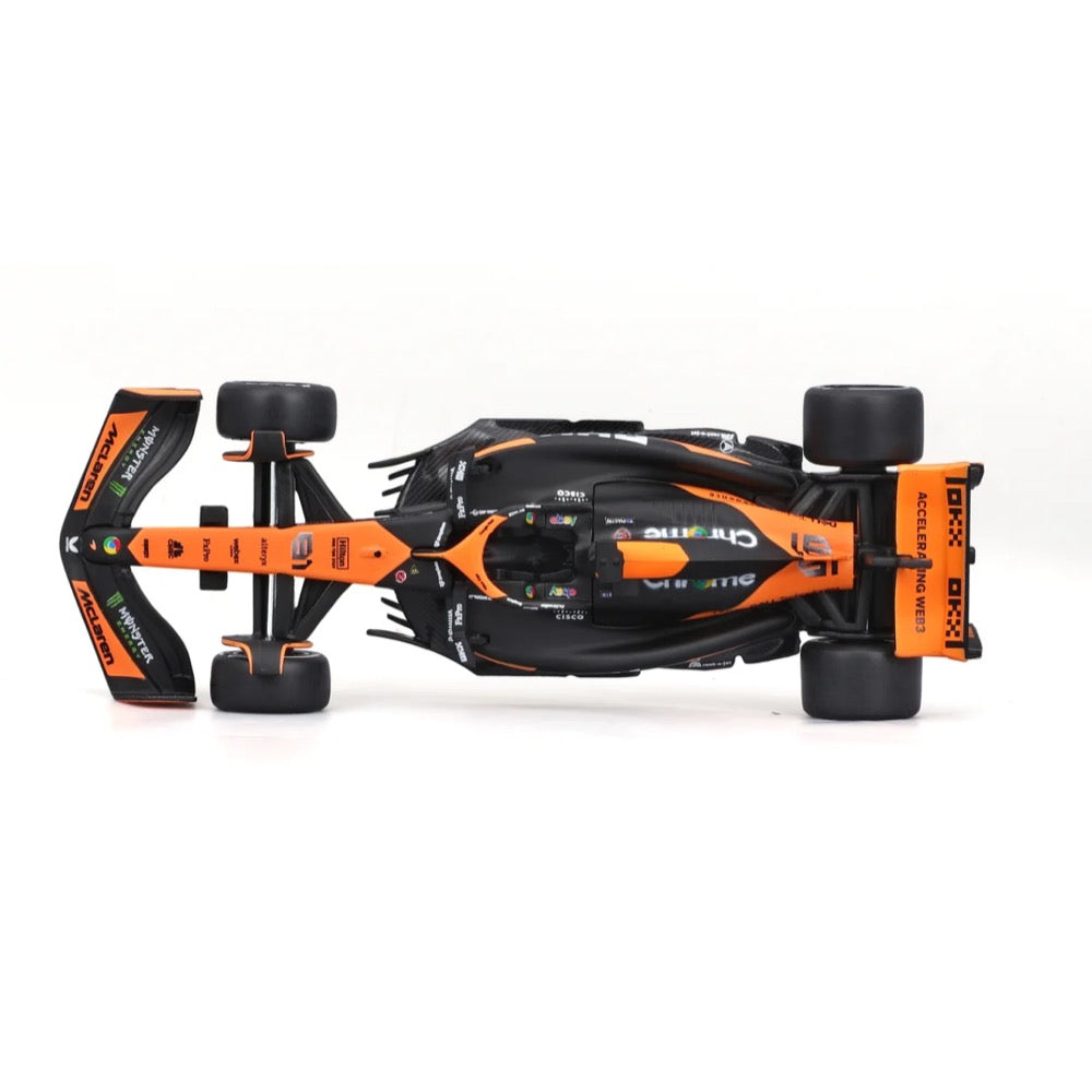 Bburago 38214P 1/43 2024 F-1 McLaren MCL 38 No.81 Piastri WB