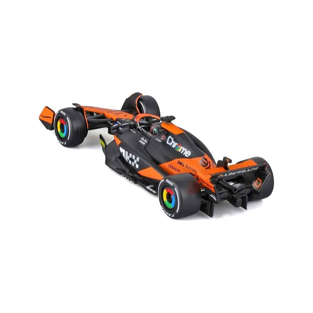 Bburago 8215P 1/43 2024 F-1 McLaren MCL 38 No.81 Piastri with Helmet
