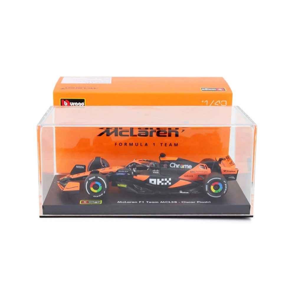 Bburago 8215P 1/43 2024 F-1 McLaren MCL 38 No.81 Piastri with Helmet