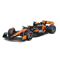 Bburago 1/43 McLaren Transporter with MCL38 F1 Car 2024