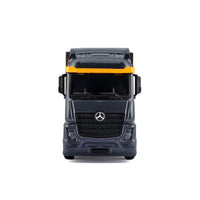 Bburago 1/43 McLaren Transporter with MCL38 F1 Car 2024