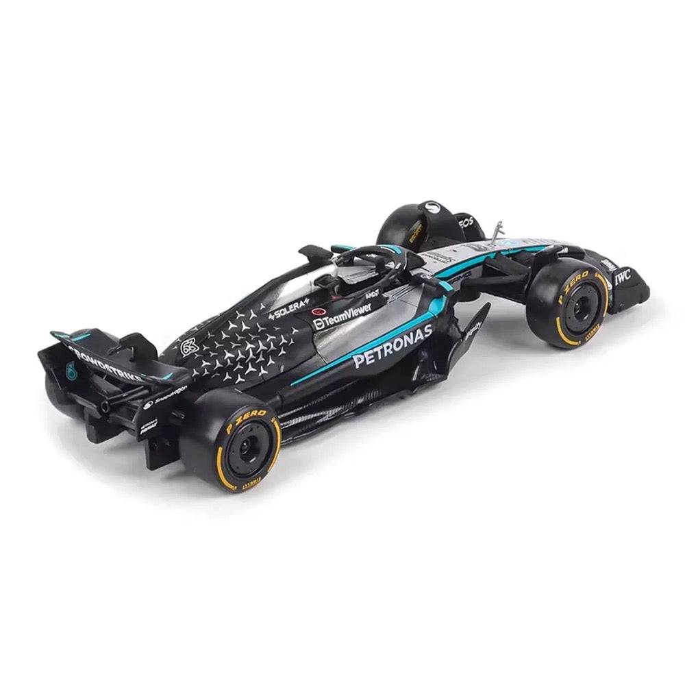 Bburago 58002R 1/64 Race Mercedes-AMG F1 W16 No.63 George Russell 2025 Season Car