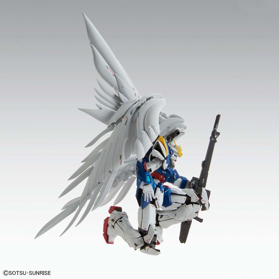 Bandai 5060760 MG 1/100 Wing Gundam Zero EW Ver.Ka