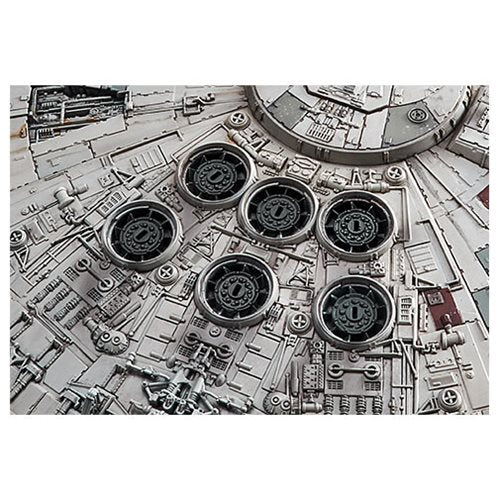 Bandai 5058195 1/144 Star Wars Millennium Falcon The Rise of Skywalker 4573102581952
