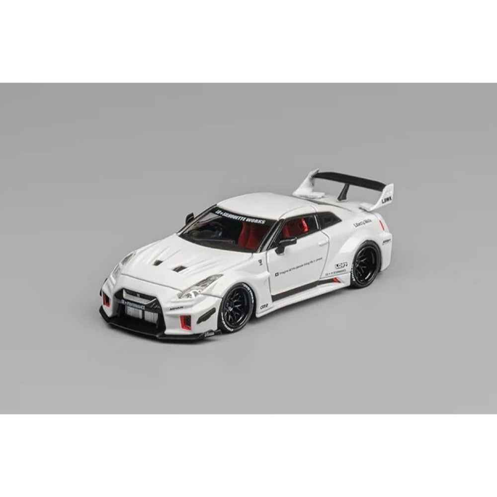 CM Model 64-35RR-10 1/64 Nissan LBWK Supersilhouette 35GT-RR White