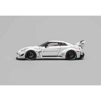 CM Model 64-35RR-10 1/64 Nissan LBWK Supersilhouette 35GT-RR White
