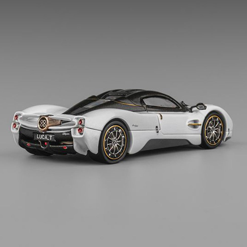 CM Model 1/64 Pagani Utopia Pearl White