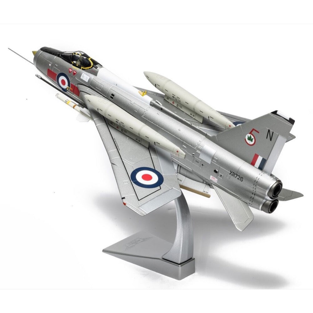Corgi AA28404 1/48 English Electric Lightning F.6 RAF No. 5 Sqn RAF Leconfield