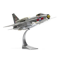 Corgi AA28404 1/48 English Electric Lightning F.6 RAF No. 5 Sqn RAF Leconfield