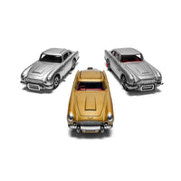 Corgi 1/46 James Bond Aston Martin DB5 Classic Collector Set