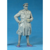 Copper State Models F35-001 1/35 British Armoured Car Division Officer on Tea Break