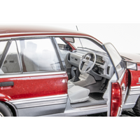 DDA 702 1/24 Red/Silver VL Calais Holden
