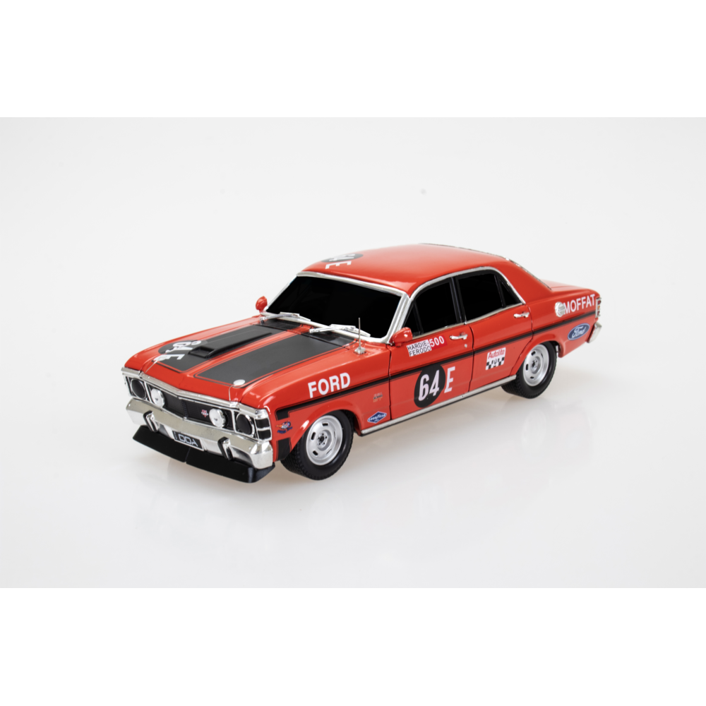 DDA ALU25 1/64 64E XW Gtho Bathurst Winner Spectra Rides Light Up