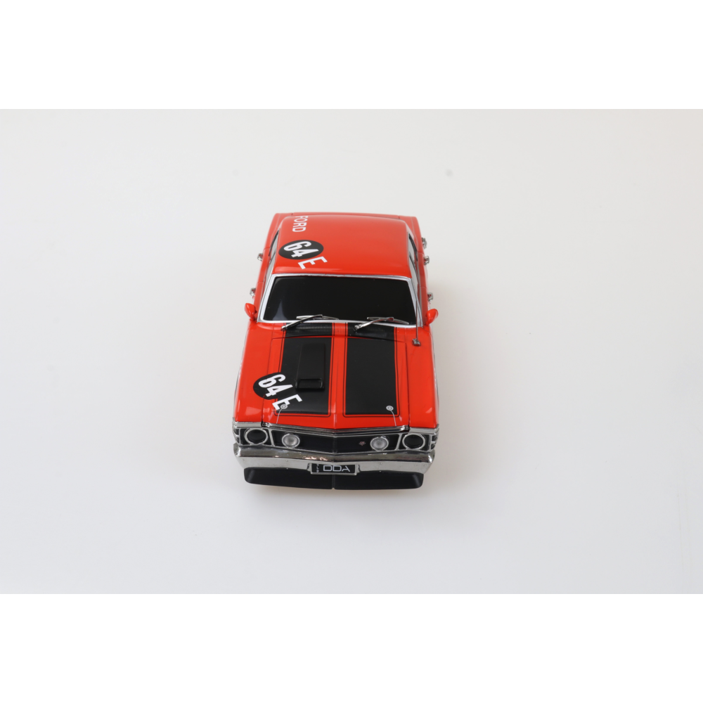 DDA ALU25 1/64 64E XW Gtho Bathurst Winner Spectra Rides Light Up