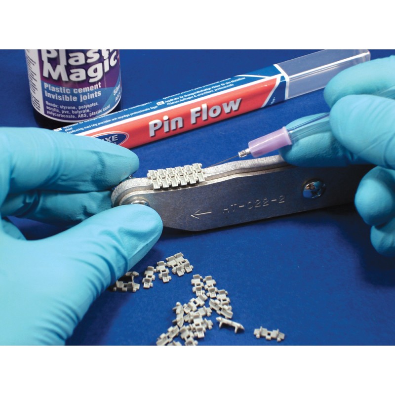 Deluxe Materials AC11 Pin Flow Applicator