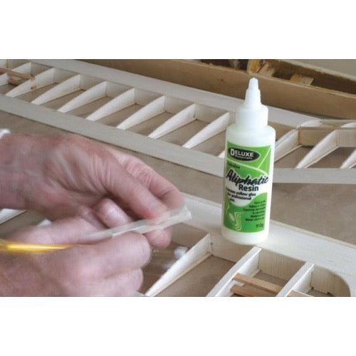 Deluxe Materials AD8 Aliphatic Resin 112g