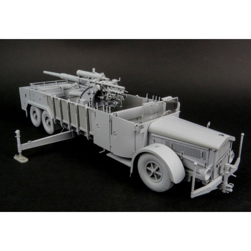 Das Werk 35024 1/35 German 8,8 cm Flak on a 9t VOMAG