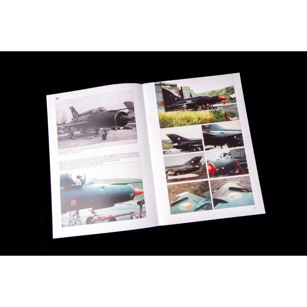 Eduard 1/72 ERKA / MiG-21R V Ceskoslovensku Model Kit